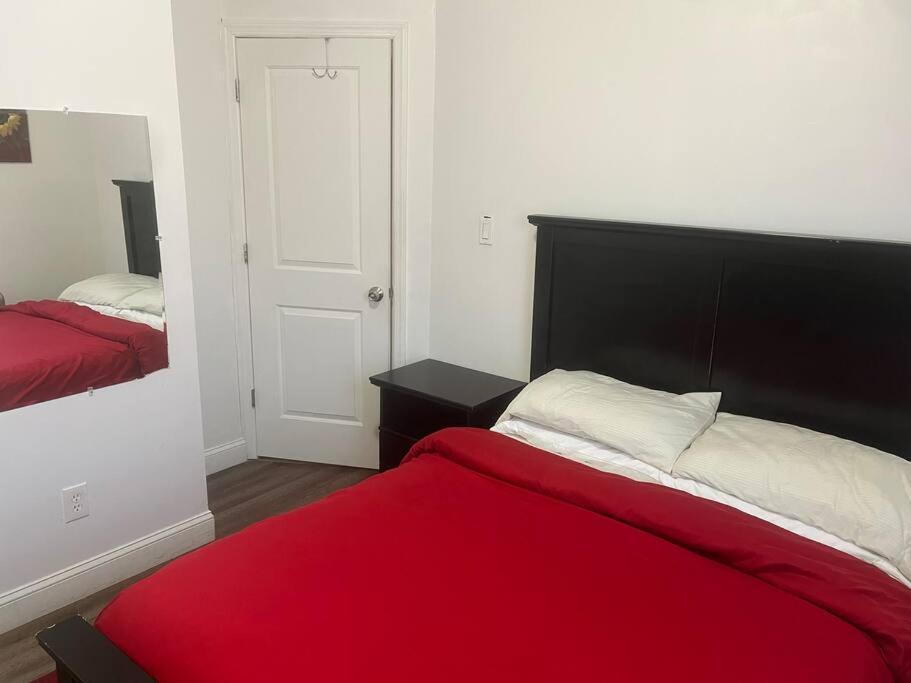 Three Bed One Bath Apt 25 Mins To Nyc Belleville Exterior photo