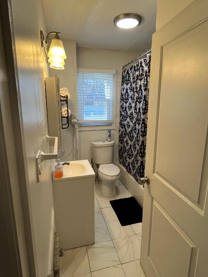 Three Bed One Bath Apt 25 Mins To Nyc Belleville Exterior photo